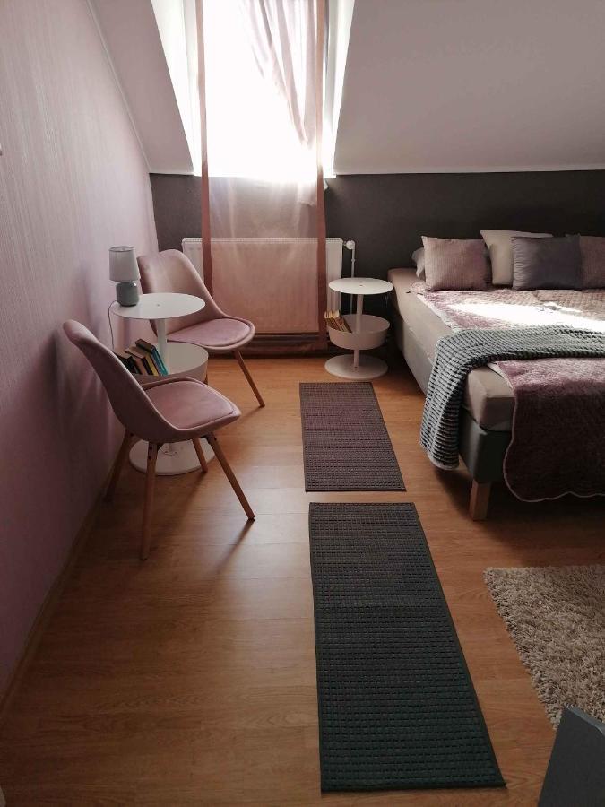 Apartments In Balatongyoeroek 34590 外观 照片